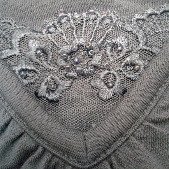 Hillard & Hanson top with sheer detailed short sleeves Size: XL - Picture 8 of 16